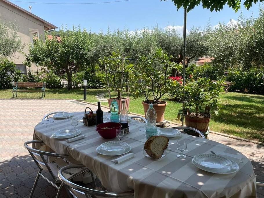 La Dimora Delle Rose Lejlighed Passignano sul Trasimeno Eksteriør billede